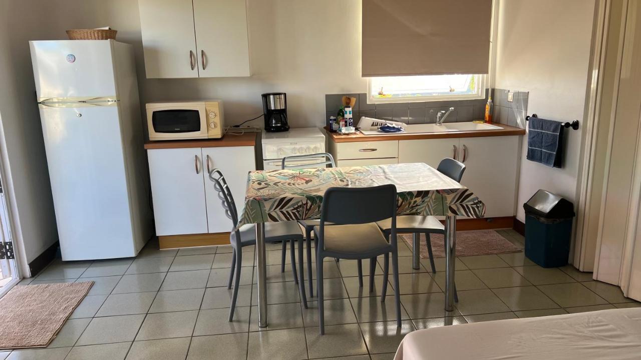 Damyr Place Faaa Eksteriør billede